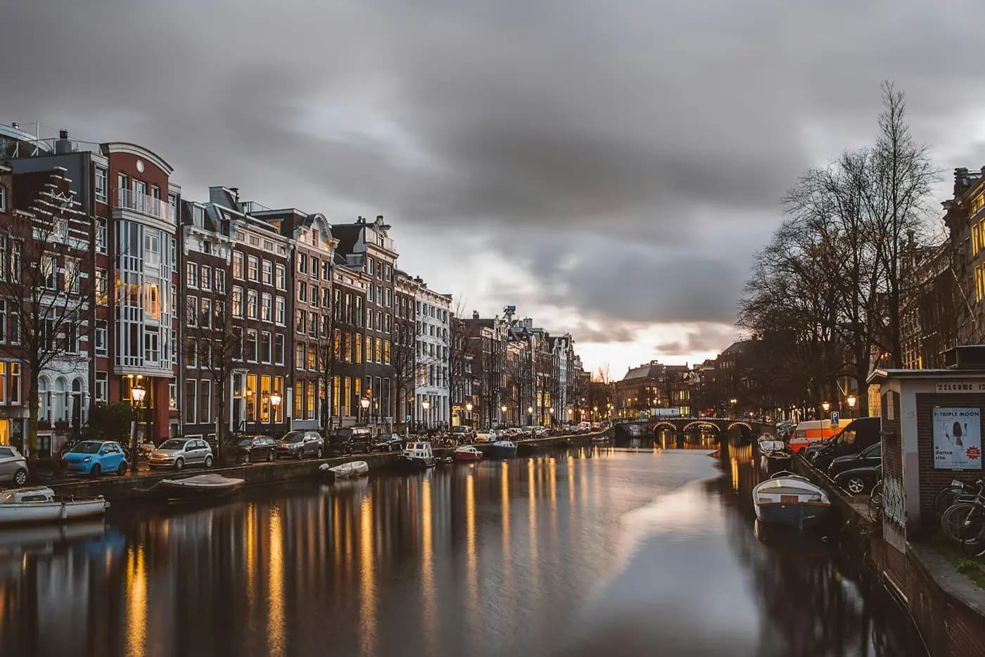 Hollanda basın bülteni dağıtımı — Amsterdam ve 40+ yerel haber sitesi medya ağı